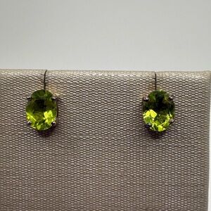 Gems en Vogue Peridot Stud Earrings 925 Gold
